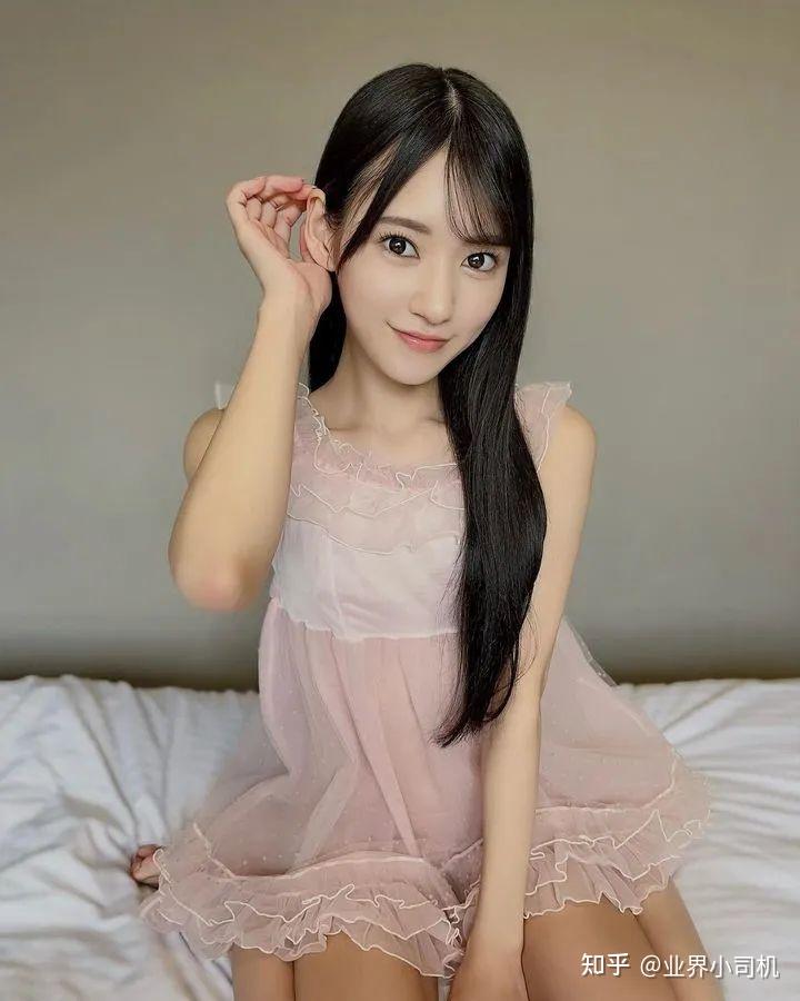 00后颜值代表—八卦海(图2)